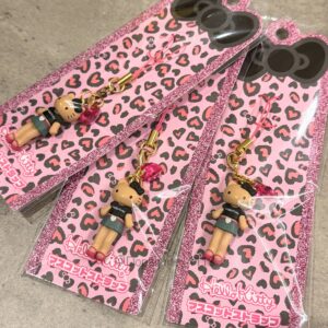 《三麗鷗Sanrio》HELLO KITTY 長腿造型手機吊飾