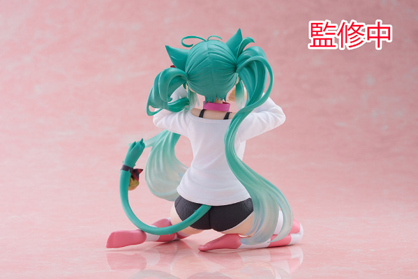 《初音未來》TAITO Desktop Cute FIGURE 初音未來〜貓耳T恤ver.〜 景品 單抽 NO.1:圖片 3